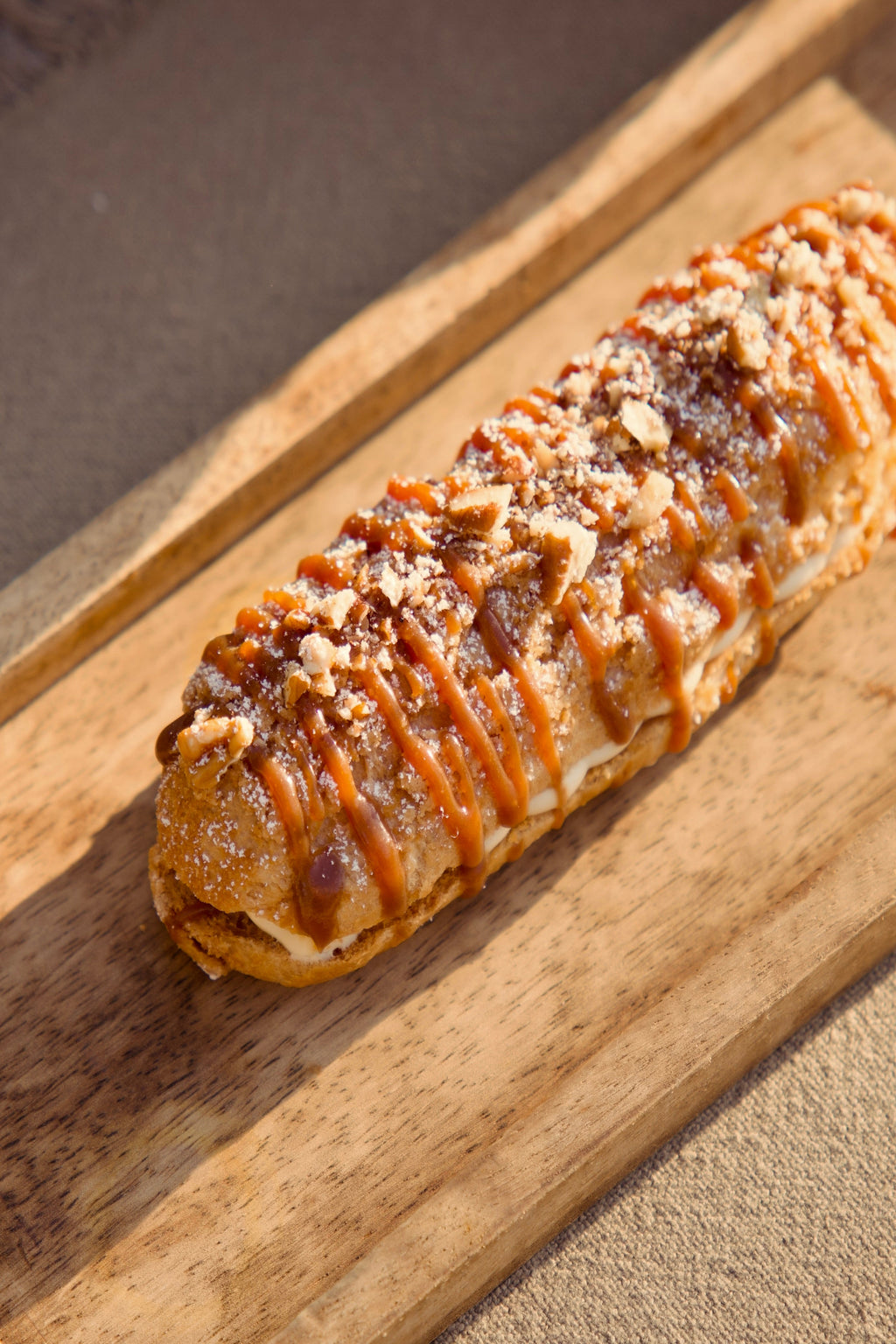 Pecan caramel & vanilla eclair (10 Units)