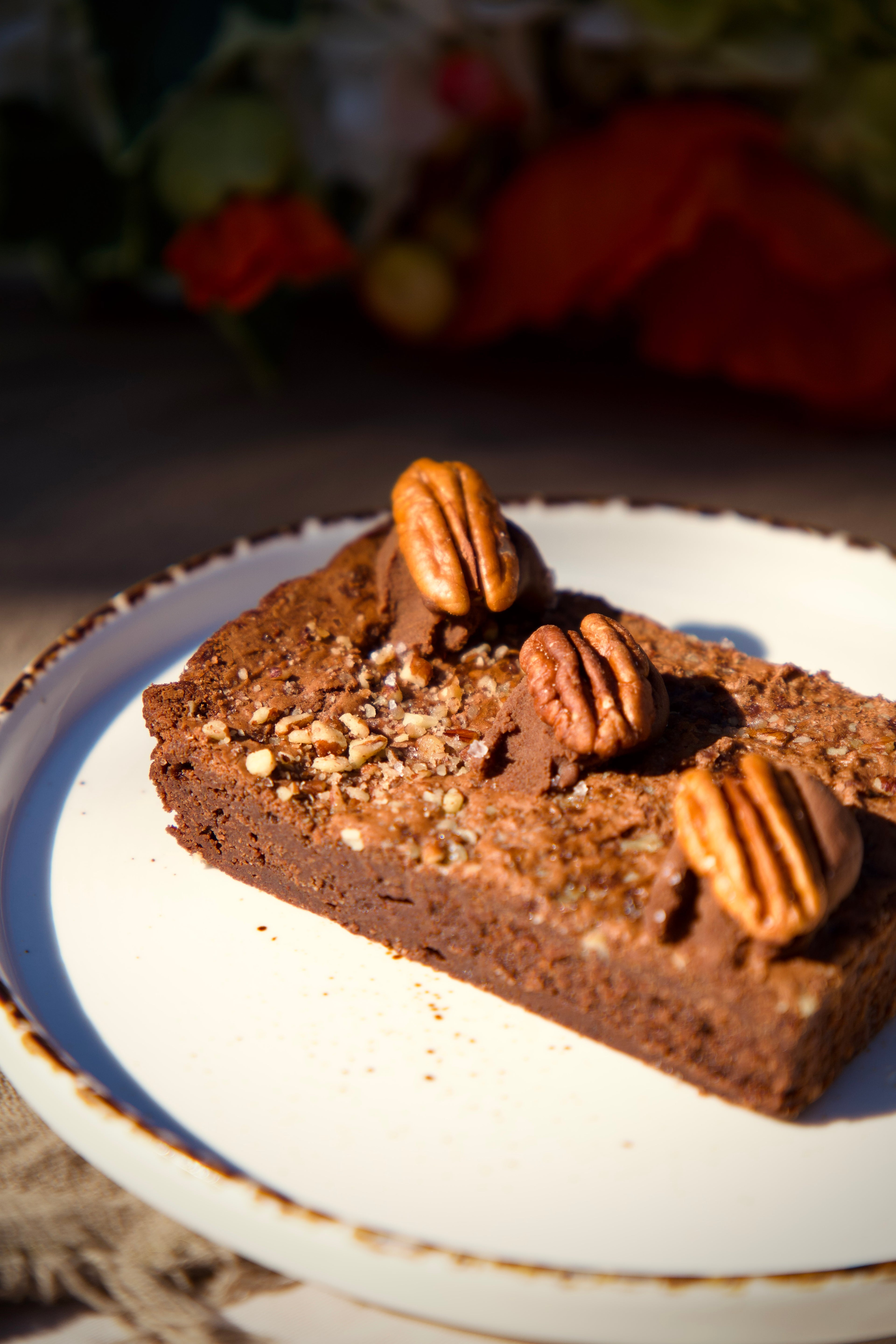 -Gluten Free- Chocolate Brownie, pecan & sea salt (6 units)